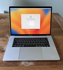 MacBook Pro 2017 A1707 15in 2.9Ghz 500GB SSD 16GB RAM Intel Core I7