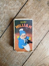 Années 70, Poupée Dans Boîte D' allumettes Baby William