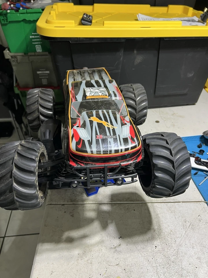 2.4GHz Radio Controlled 1:10 Scale JLB Cheetah RC Truck - Heavy Duty Off-Road - Image 2 of 3