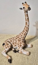 Giraffe-Restful. Country Artist. Handcrafted Crafted & Painted. Rare