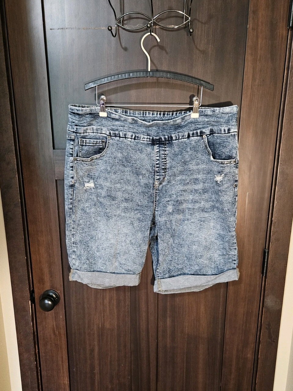 EUC  Women's Plus Pull On Bermuda Long Stretch Denim Jean Shorts Size 2X