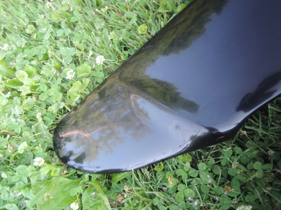 PONTIAC 2004 SUNFIRE 4 DOOR Used Original Black Rear Spoiler / Wing # 22600674 - Imagem 3 de 4