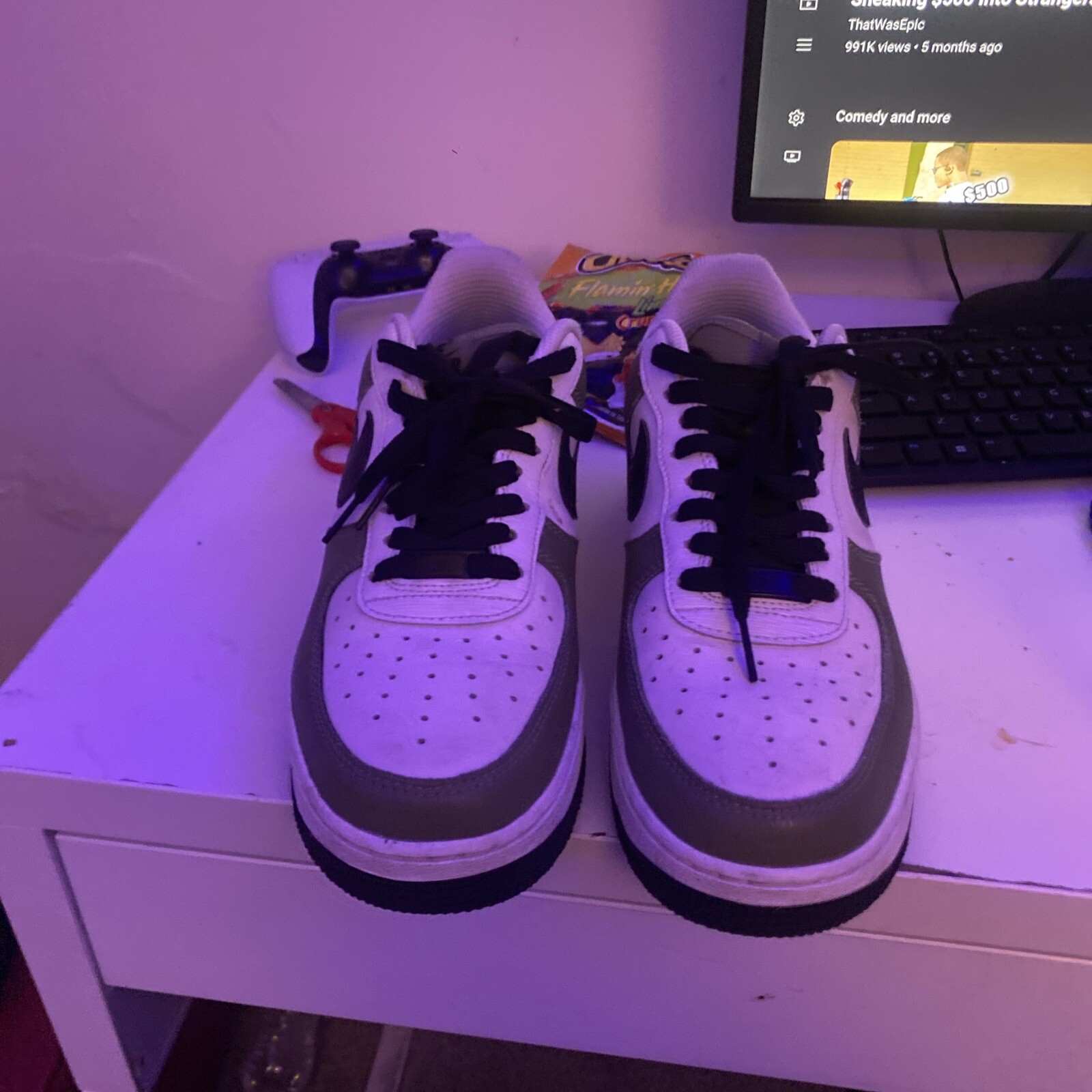 Air Forces - image 4