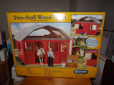 BREYER TWO-STALL WOOD BARN NEW IN BOX 2018 FOR TRADITIONAL SERIES HORSES