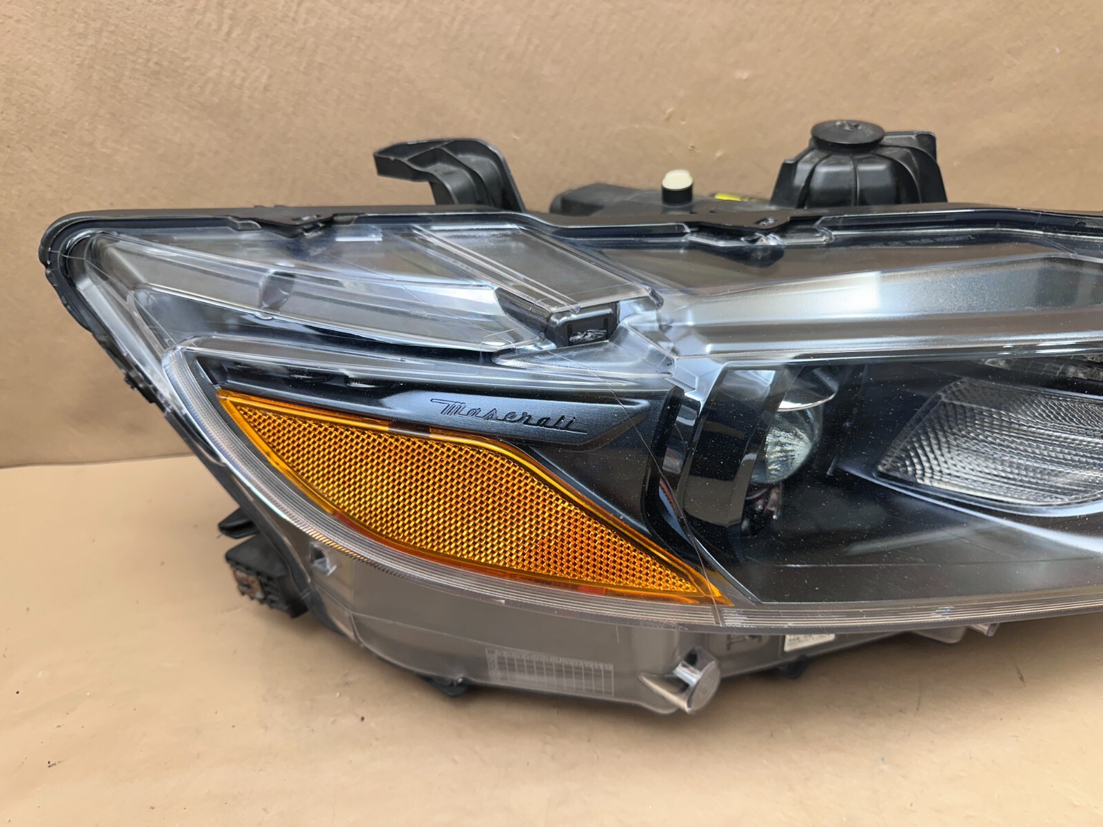 Mint! 2017 2018 2019 2020 Maserati Levante Xenon HID Right RH AFS Headlight OEM