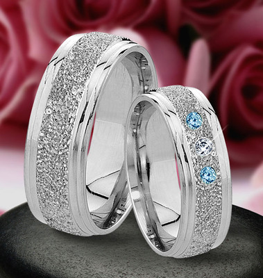2 Silber  Trauringe mit echten Blautopas und echten Diamant & Gravur J30-3BD