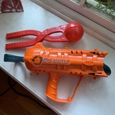 Ideal Sno-striker And Snowball Maker- Kids Snowball Shooterlauncher