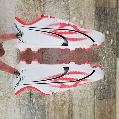 PUMA ULTRA PLAY FG Mens Cleats Sz 8.5 White Black Fire  display picture 1