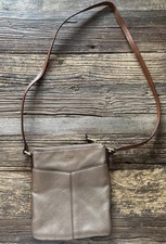 Ralph Lauren Landrey Medium Flat CrossBody Purse Bag Gold Pebbled Leather EUC