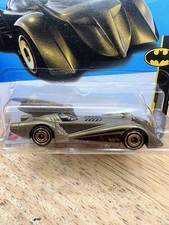 Hot Wheels Batman Brave and the Bold Batmobile Gold 137/250 HKJ75 2023 🛞🛞🛞