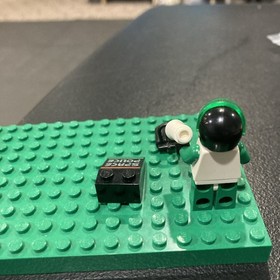 1992 LEGO Space Police 2 minifigure with air tanks 6897 6957 6984 sp037 Vintage