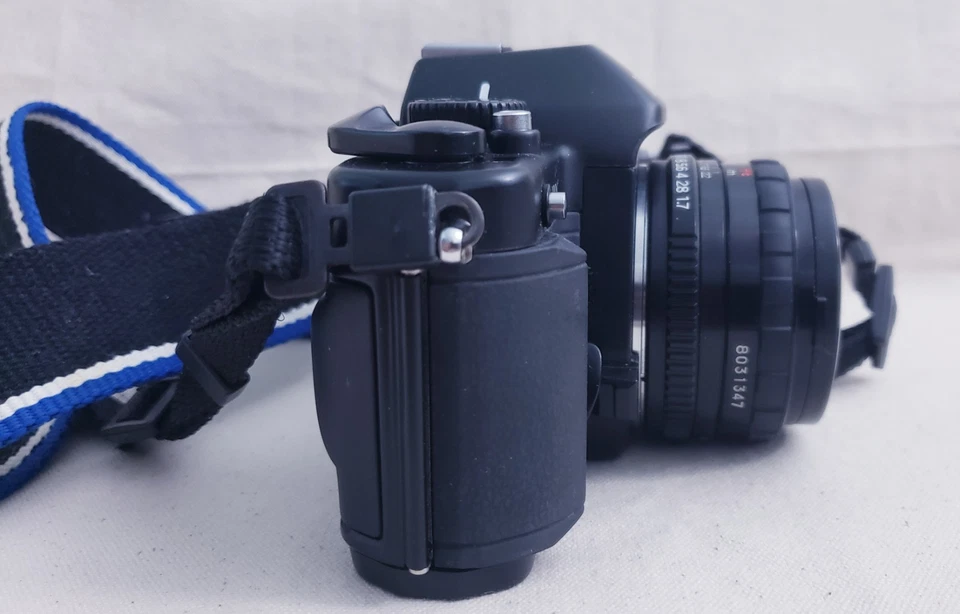 Vivitar V3800N 35mm Film camera with 50mm F 1.7 Lens - Vivitar Case - EXCELLENT  - Image 4 of 4