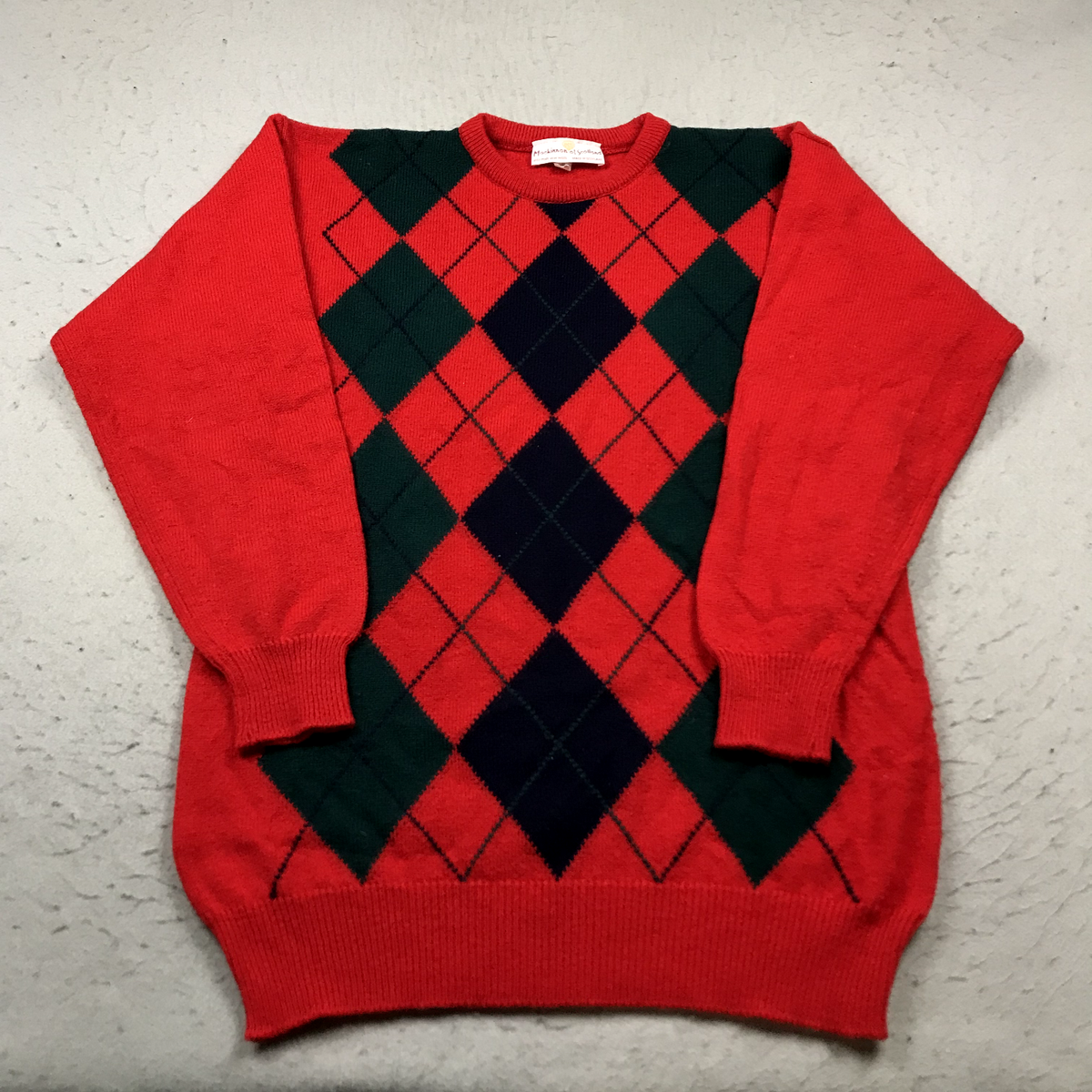 VINTAGE Mackinnon of Scotland Sweater Mens Small Red Scotland Pure Wool  Argyle