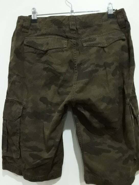 HEMA  ~ Mens Shorts Size W32  Camo Chino Shorts  Zip  Fly Pockets Cotton View 2