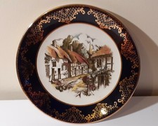 WEATHERBY HANLEY ENGLAND Royal falcon (thatched cottage scene)
