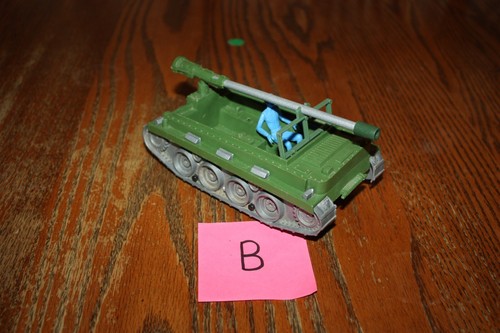 Vintage MPC Army Weasel (Tank) with Silver Tracks & Blue Driver B - Marx - Picture 7 of 11
