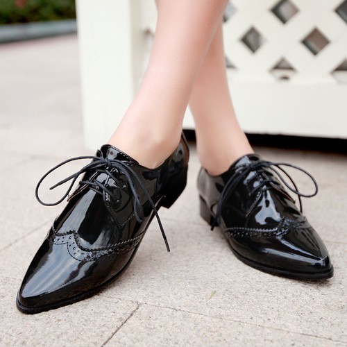Womens Patent Leather Wingtip Low Heels 