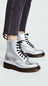 dr martens argento