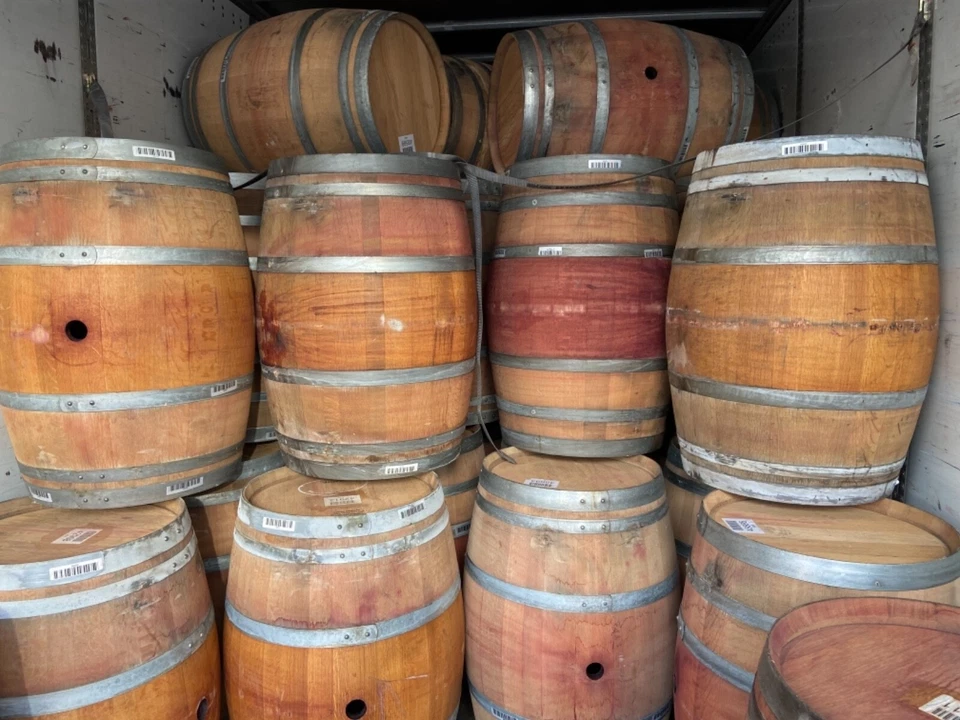 Premium Oak Wine Barrels - Free local pickup - Image 3 of 3