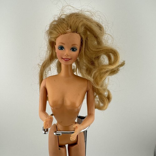 Vintage 1966 Mattel MOD Barbie bambola Twist N Turn capelli biondi radicati TNT Filippine - Foto 7 di 17