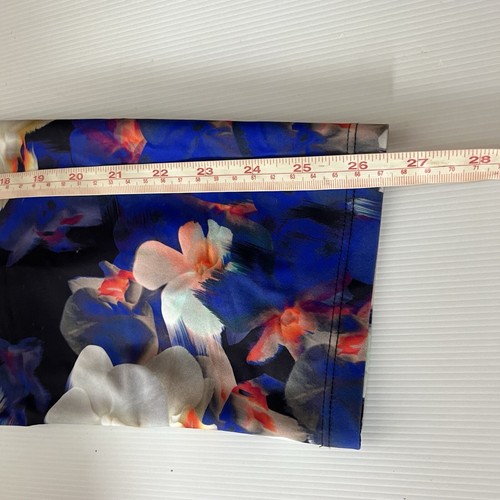 Rockwear Crop Leggings Womens 14 L Blue Floral Cropped Activewear Gym Yoga - Picture 9 of 10