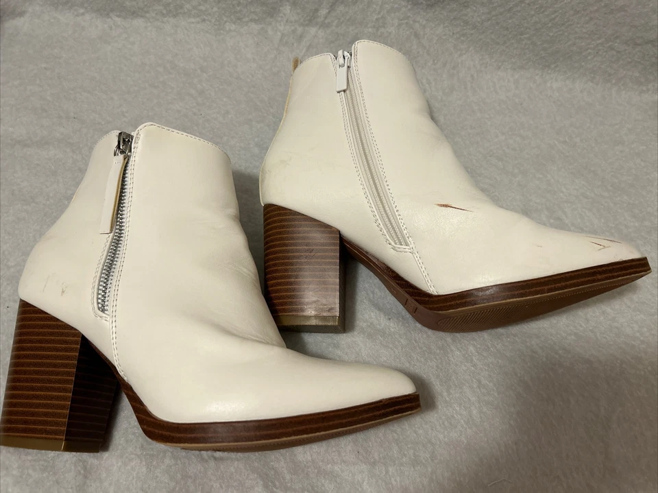 Botas de tornozelo femininas brancas biqueira pontiaguda salto bloco robusto zíper lateral - Imagem 3 de 4