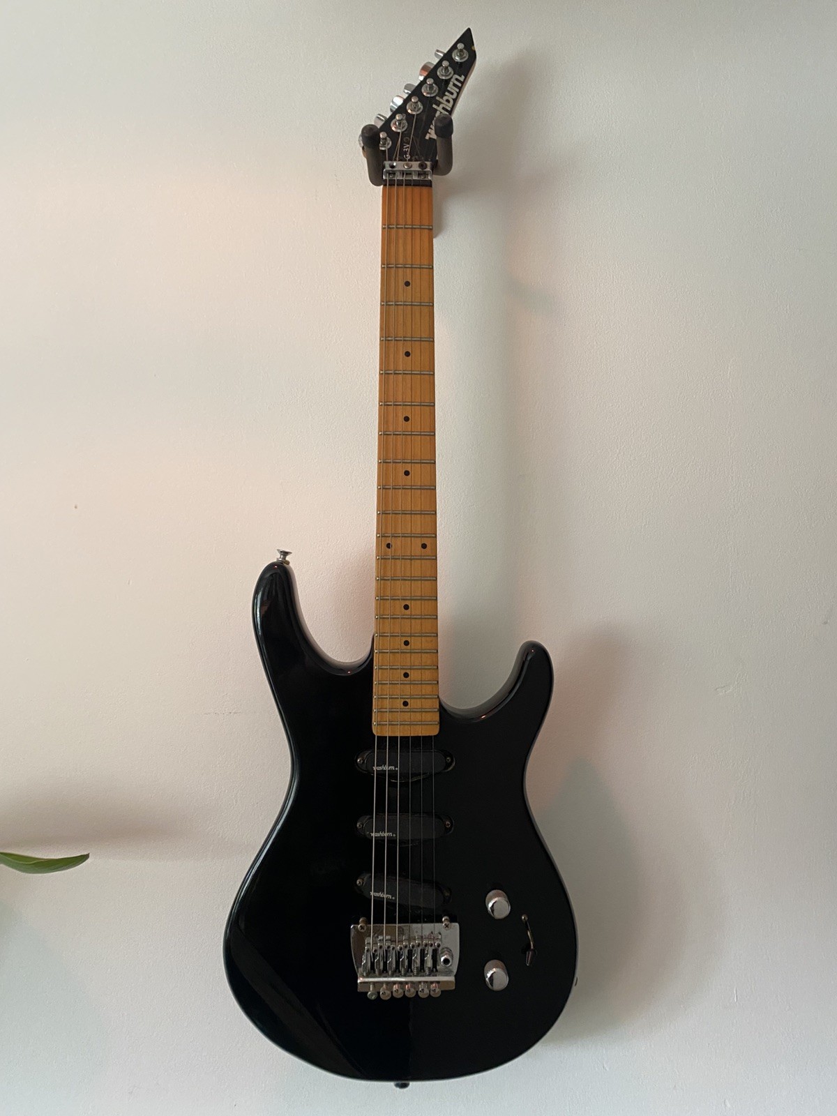 Washburn G-3V / B Electric Guitar ?? 1980s Super ??Strat?? ?? Vintage ?? Fully Playable
