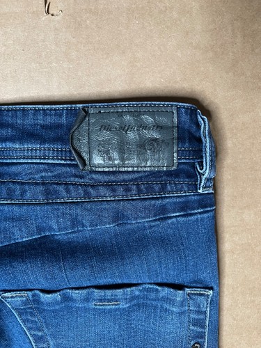 Diesel Belther-R Men’s 29x30 Regular Slim Tapered Blue Jeans RS301 Stretch - Picture 3 of 7