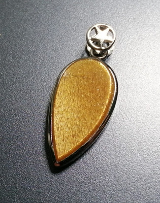 Silver 925 pendant with sunstone