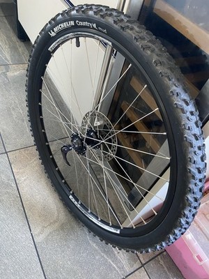 26 Zoll schwarz Vorderrad Mtb Mountainbike Disc Nabe & Michelin Reifen 26 x 2,00