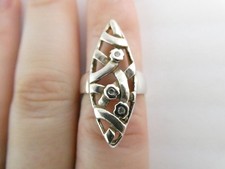 Sterling Silver Openwork Lined Design Ring 925 5.2 Grams Weight Size 6