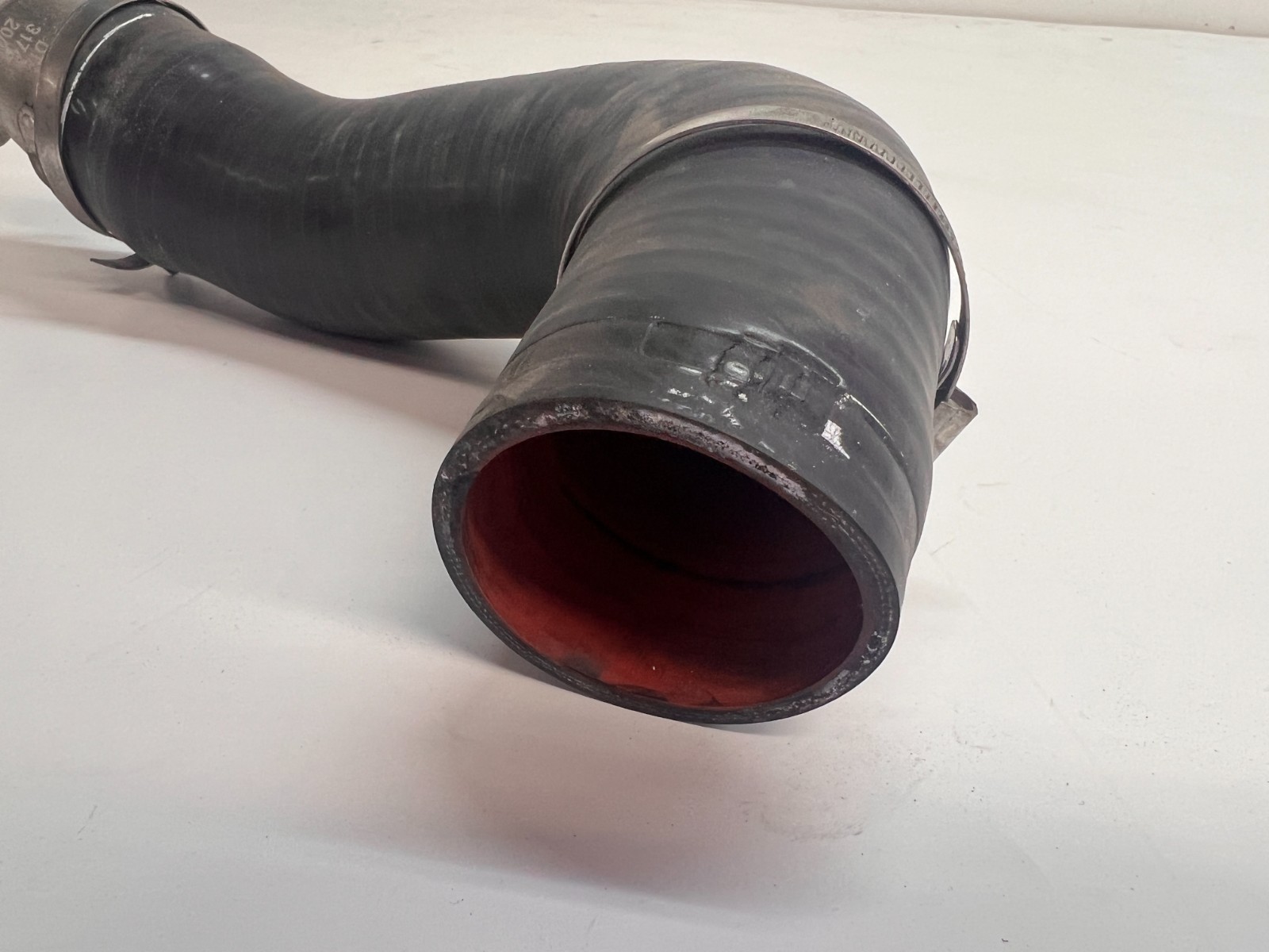 FERRARI 488 RIGHT RH SIDE HOSE CONNECTOR WITH FLANGE OEM 317448 325097