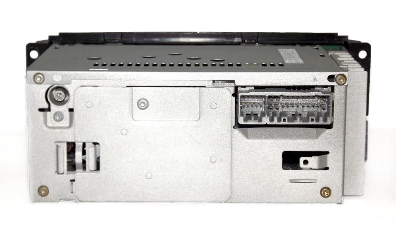 Dodge Stratus 2005 Radio AMFM CD Player Digital Controls w Auxiliary Input RBK thumbnail 3