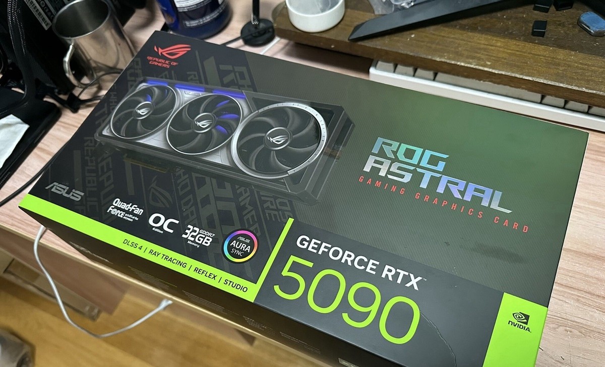 ASUS GEFORCE RTX 5090 ROG ASTRAL 箱やぶれ未開封 Asus Astral RTX 5090 Cooler + Pcb No Core And VRAM With Box (Ship