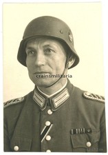 Orig. Foto Portrait Polizei Wachtmeister mit Stahlhelm in Holland 1944