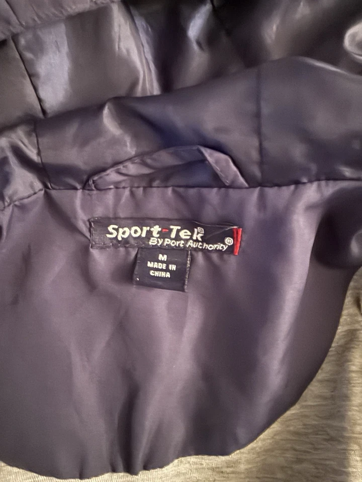 Chaqueta con Capucha Sport-Tek American Airlines Azul Marino Ligera Cremallera Mediana De Colección Foto 4 de 4