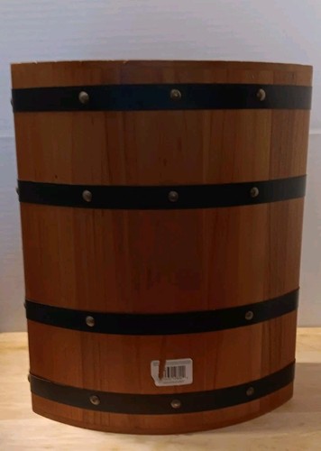 The Glenlivet 3 Bottle Half Barrel Wooden Display Case - Picture 8 of 20