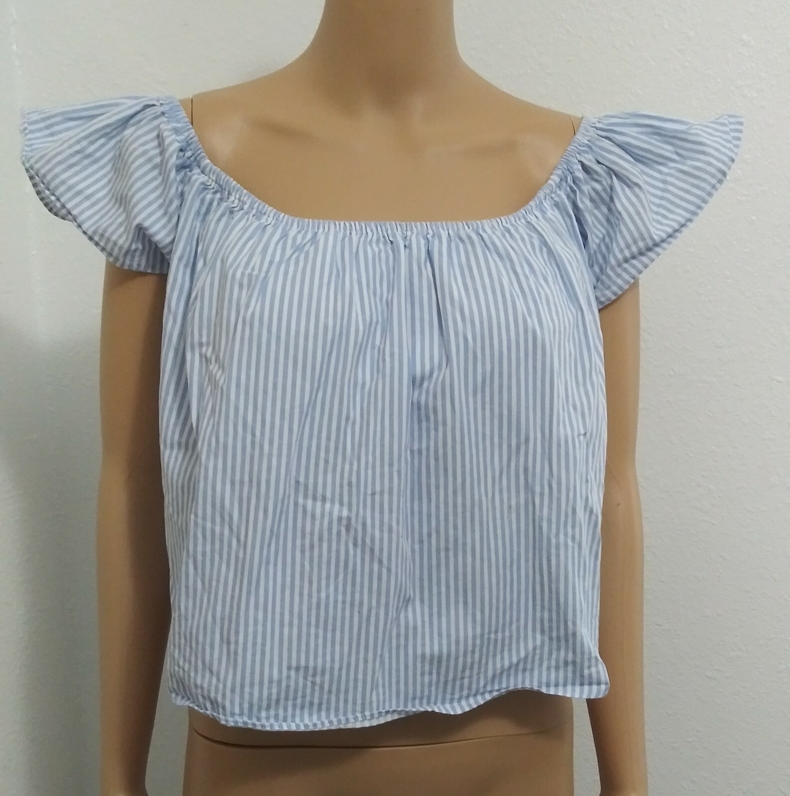 Zara top  Basic Collection Sz Us SMALL cropped - image 3