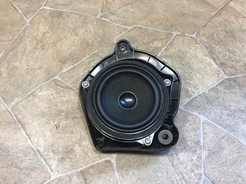 Haut-parleur Caisson De Basses BMW X3 F25 XDrive 30d 2012 - RHD, Réf. 9217913