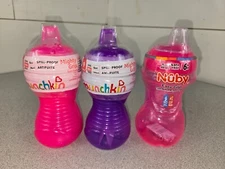 Munchkin Mighty Grip Sippy Cup Lot of 3 Cups  1 Nuby Easy Grip