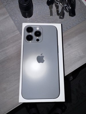Apple iPhone 15 Pro Max - 256GB - Titan Natur (Ohne Simlock)