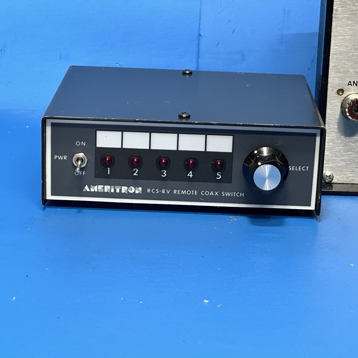 AMERITRON RCS-8V リモートコアクススイッチ Ameritron RCS-8V Ameritron RCS-8V Remote Coax Switches | DX