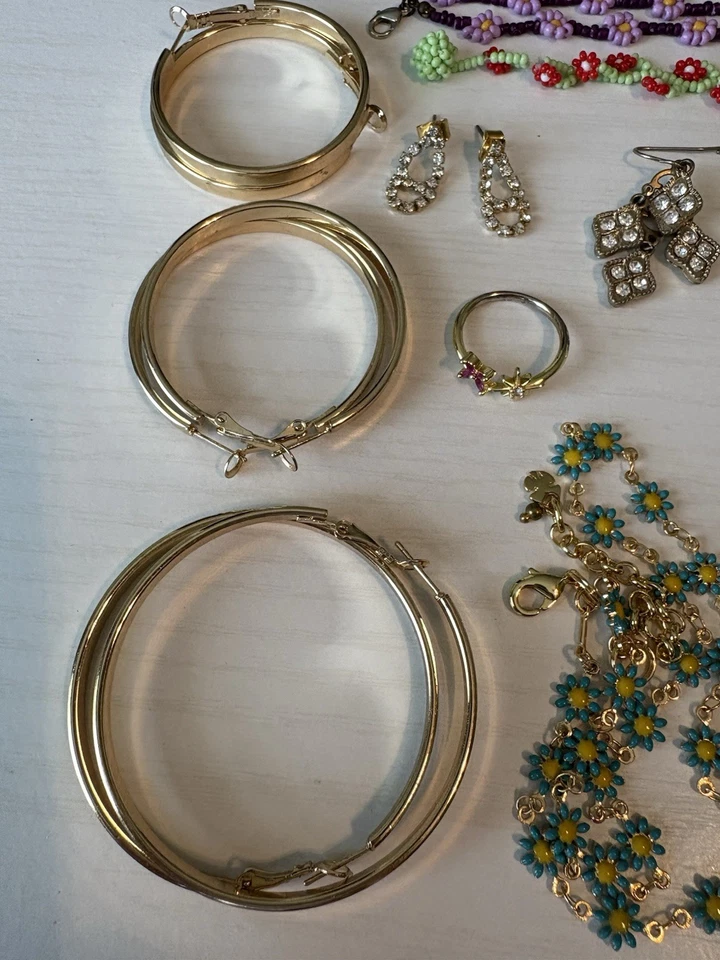 Paquete grande de joyas de oro - marca de la suerte, aros de oro, engañadores de diseñador Foto 4 de 4