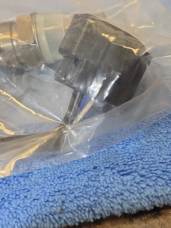 Jaguar XJ8 9 XK8 99-02 1998-2003 OEM nuevo sensor de oxígeno aguas abajo LNE1682BC Foto 4 de 4