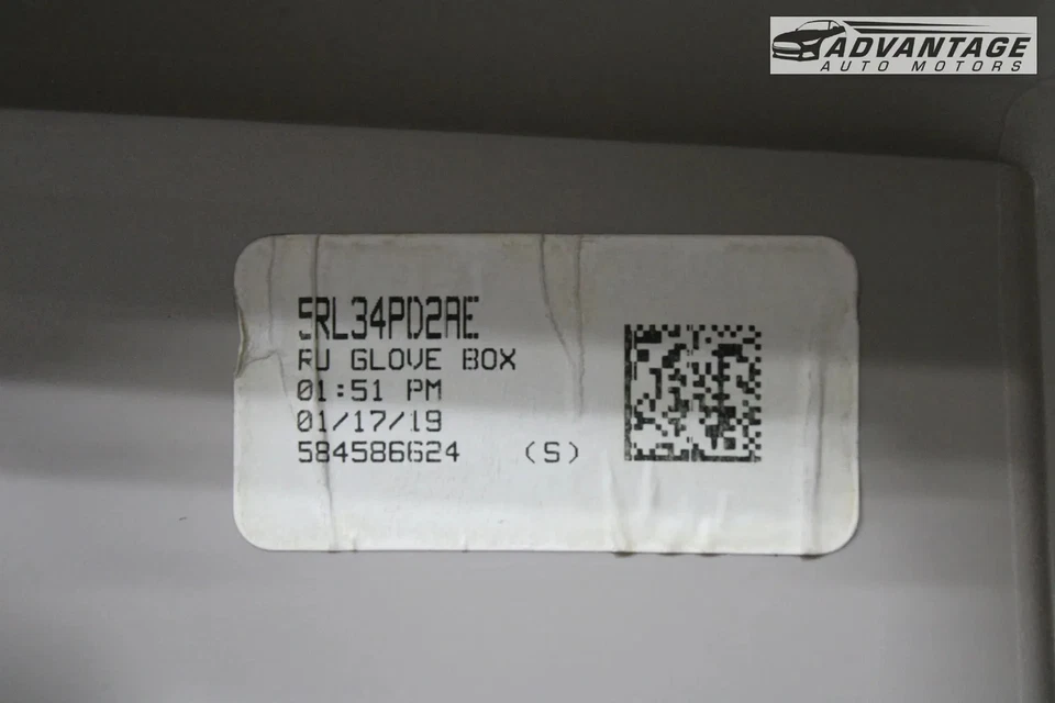 Chrysler Pacifica 2017-2024 tablero de instrumentos guantera compartimento de almacenamiento OEM Foto 4 de 4