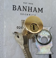Banham R2004 High Security Front Entrance Door Lock Cylinder Barrel Nightlatch.