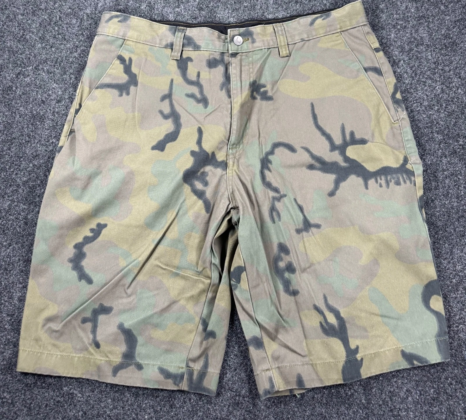Volcom Camo Shorts Mens 36 Military Cargo Skate Y2K Streetwear