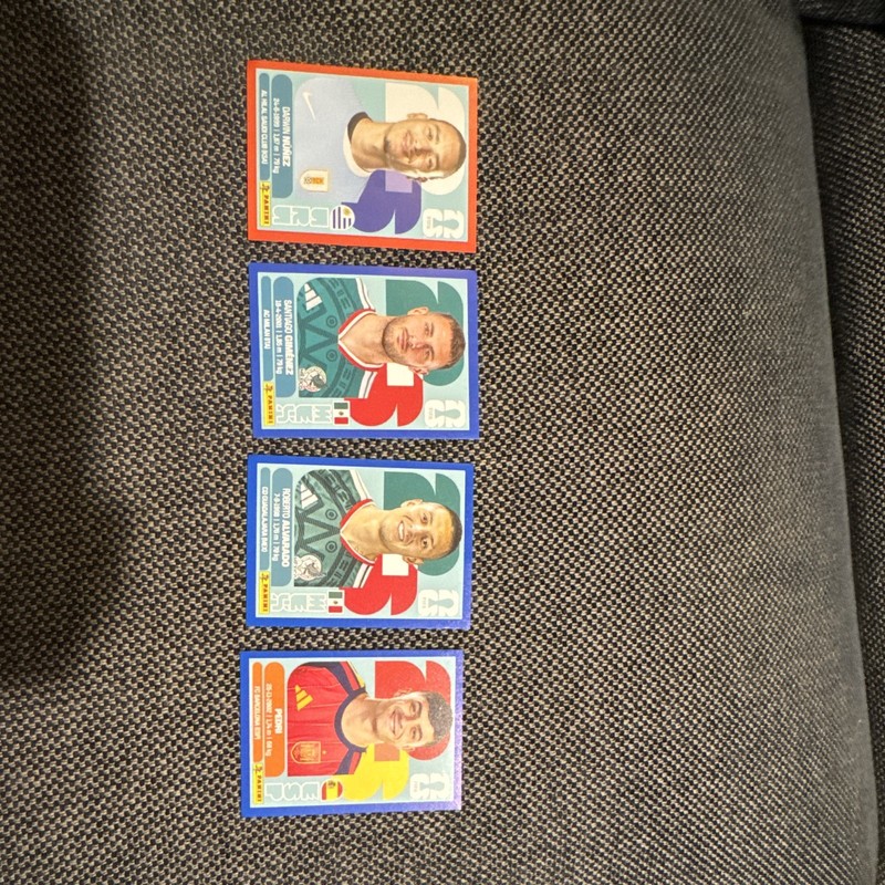 Panini FIFA World Cup Qatar 2022 Soccer Card Lot 4 Luis Suárez Pedri