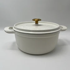 Tramontina 6-Quart Enameled Cast Iron Dutch Oven Oven-Safe Chips On Lid & Handle