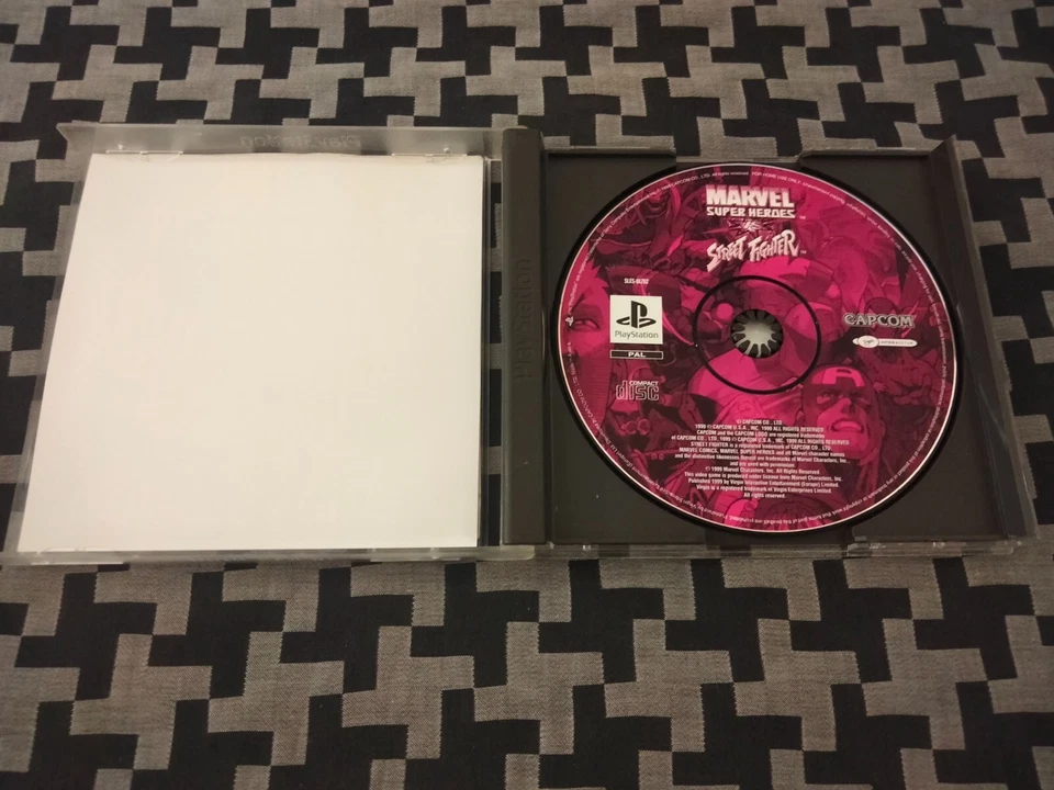 Marvel super heroes vs street fighter sur ps1, VF - Photo 2/4